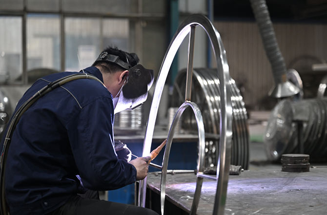 【 大河财立方】17yy经典小游戏
股份：科技创新促量变到质变，不断夯实精细筛分领域“护城河”