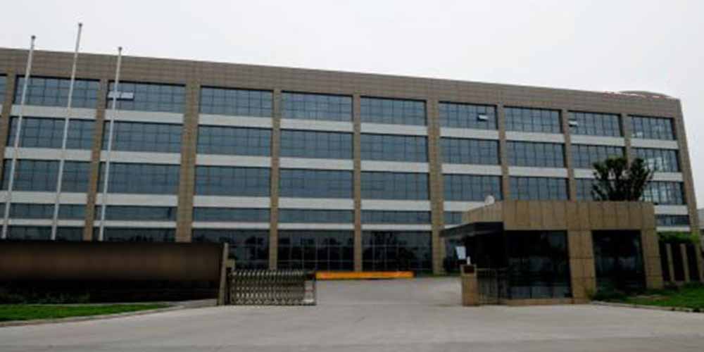 浙江 ** 硅材料公司用17yy经典小游戏
自动排渣过滤机活性炭脱色解决硅油除杂问题